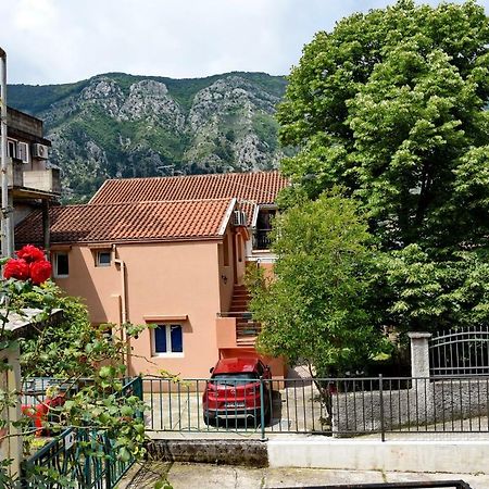 Apartments Martiva Kotor Exterior foto