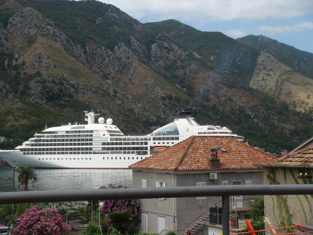 Apartments Martiva Kotor Zimmer foto