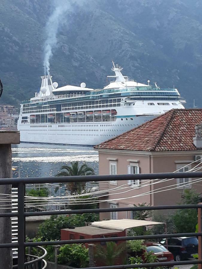 Apartments Martiva Kotor Exterior foto